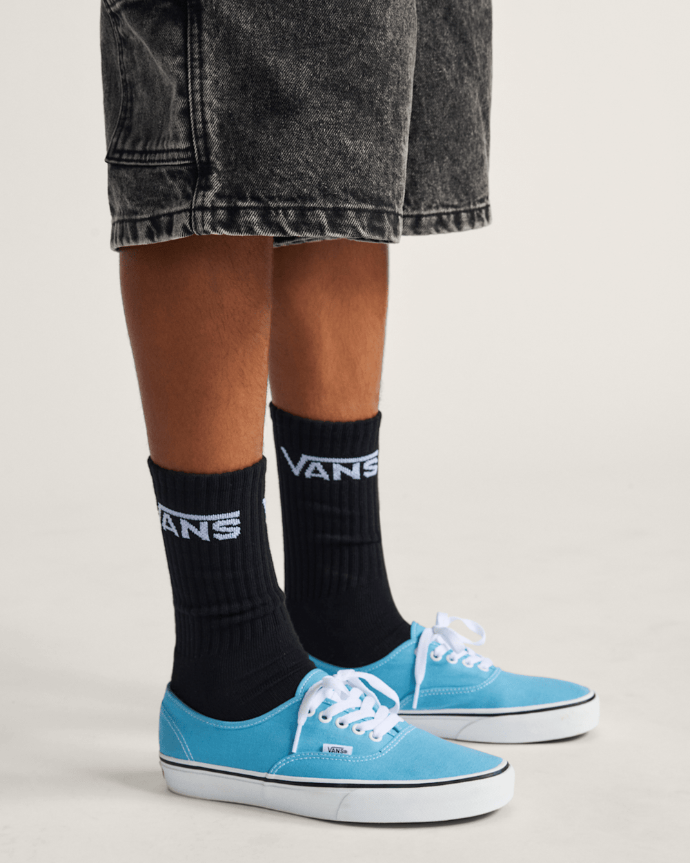 Authentic Navy Classics Shoe | Vans online