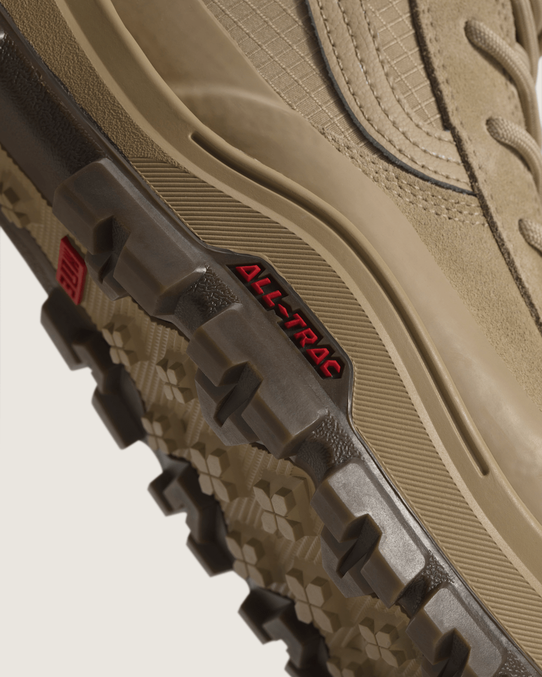 Sk8-Hi GORE-TEX Insulated Shoe in Incense Brown | Vans discount