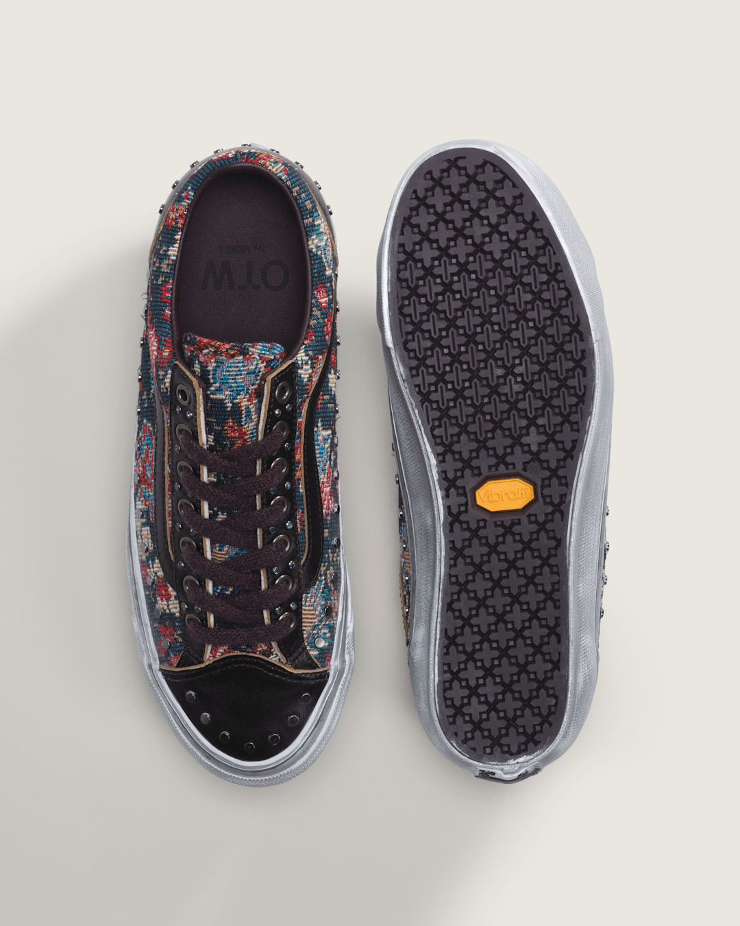 OTW Old Skool 36 Vibram in Floral Black | Vans near me