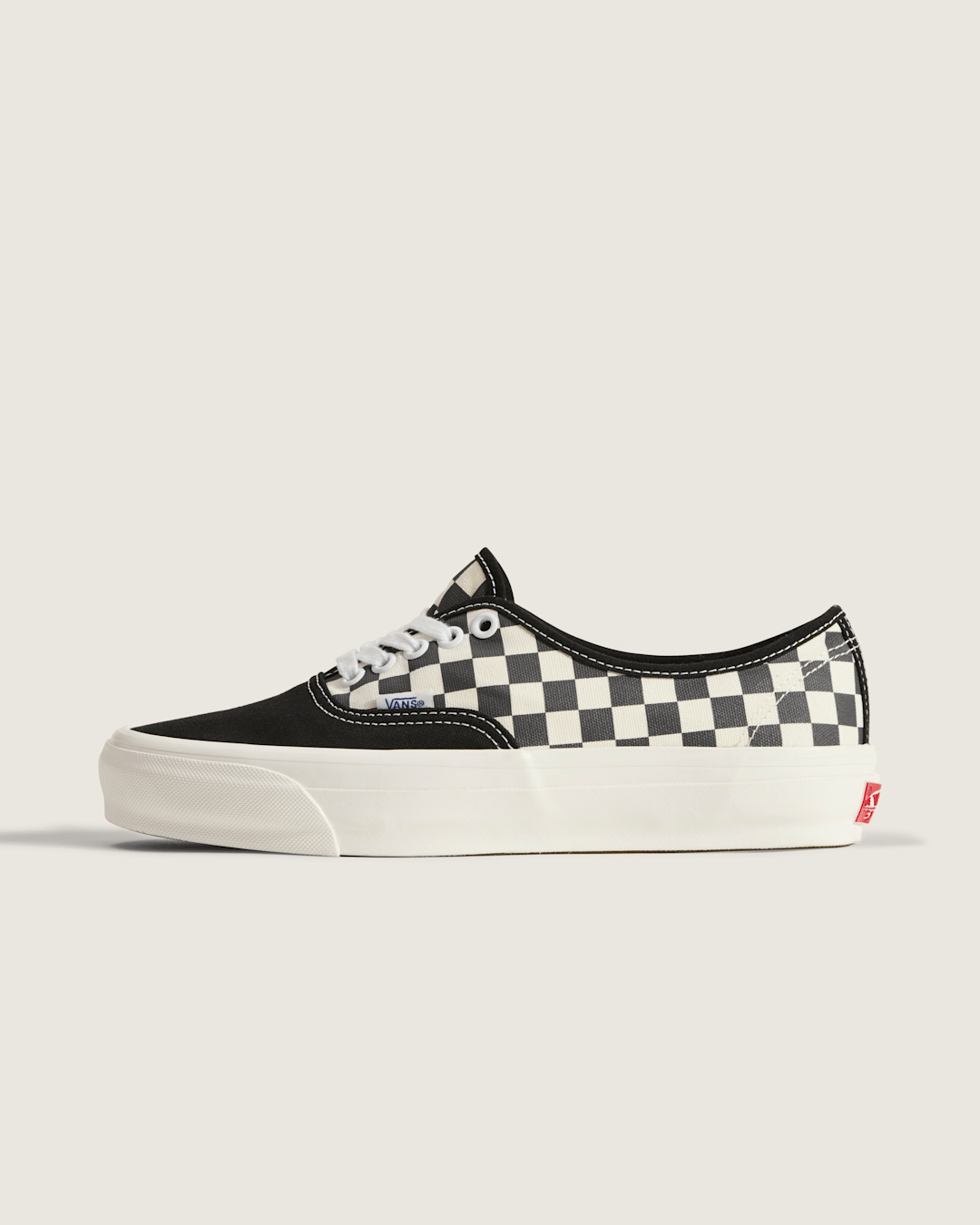 Premium Authentic Checkerboard Shoe in Checkerboard Asphalt Grey / White | Vans on sale