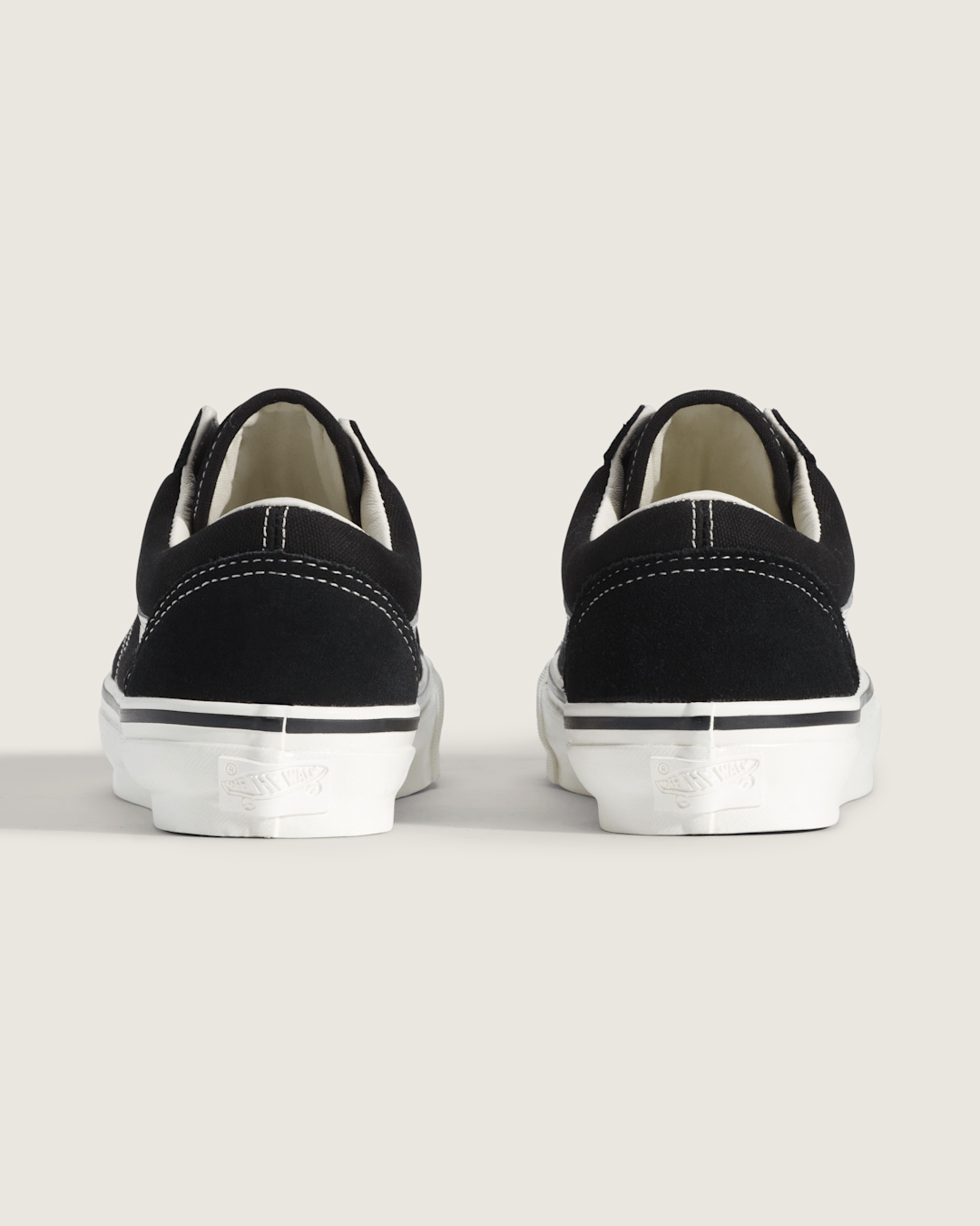 Premium Old Skool Shoe in Black / Marshmallow White | Vans sale