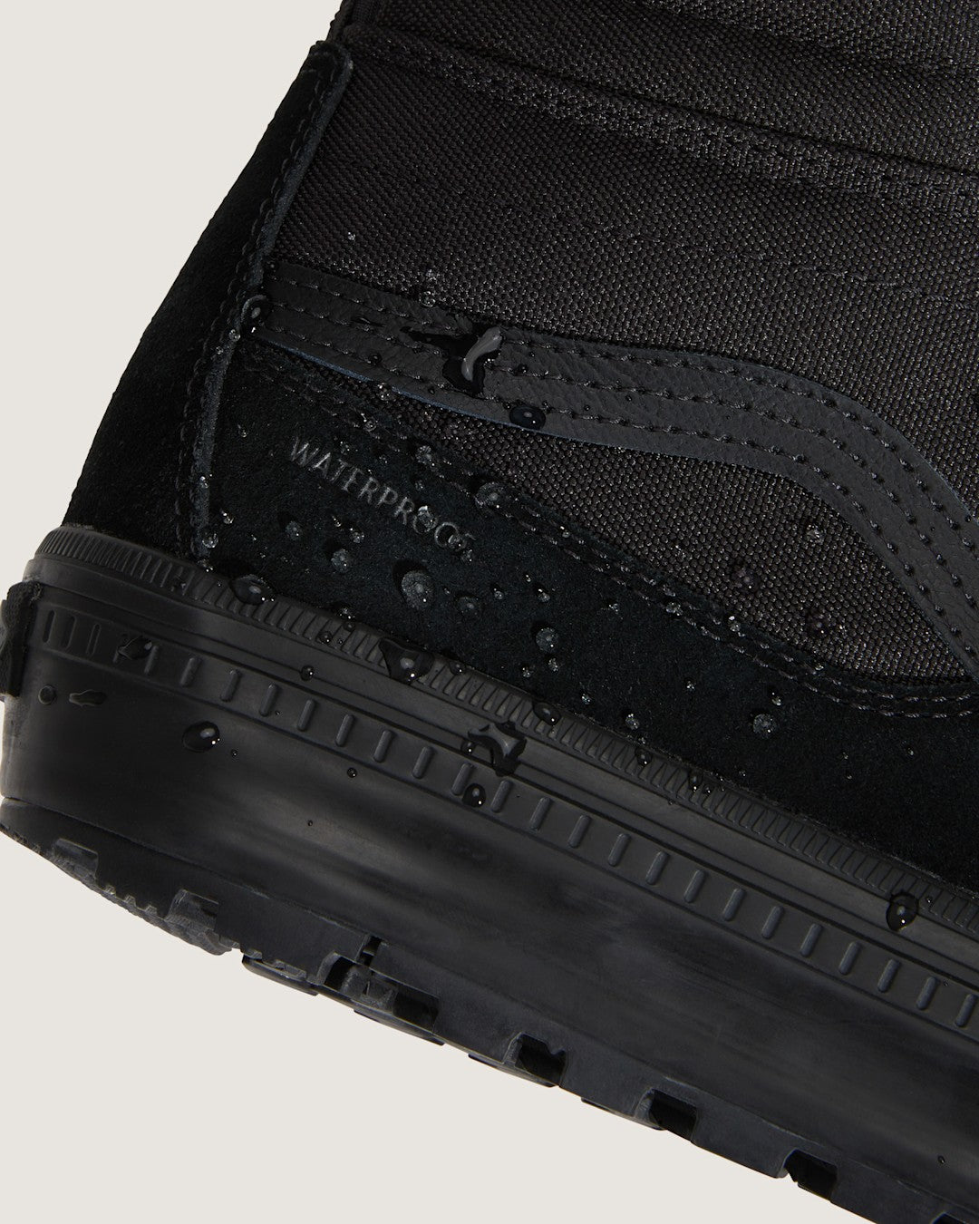 Sk8-Hi Waterproof Insulated Shoe in Black | Vans sale