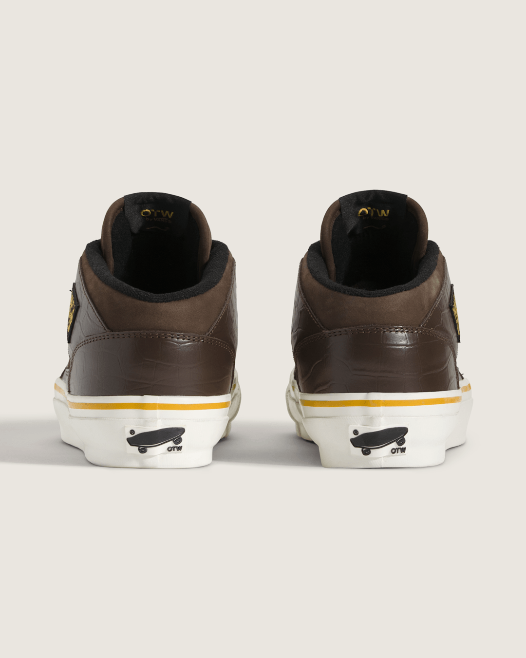 OTW Half Cab 33 Vibram in Demitasse Brown | Vans sale