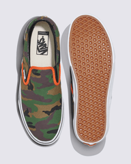 Customs Classic Slip-On Shoe in Camo Jungle Green | Vans sale