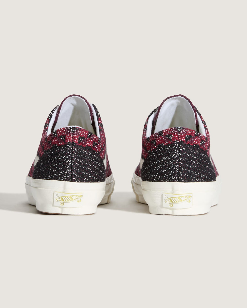 Premium Old Skool Shoe in Geo Check Bordeaux Red | Vans online