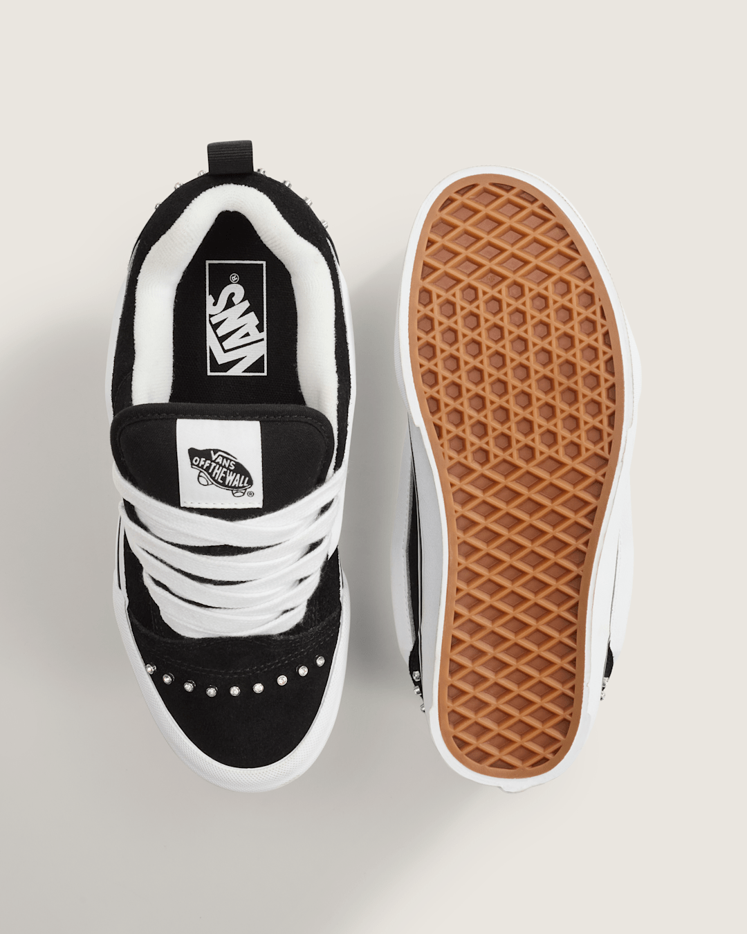 Knu Skool Shoe in Black | Vans near me