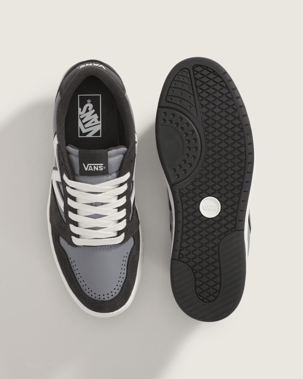 Lowland 2.0 Shoe in Dark Grey | Vans online