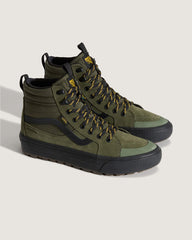 Sk8-Hi Waterproof Insulated Shoe in Green / Black | Vans on sale