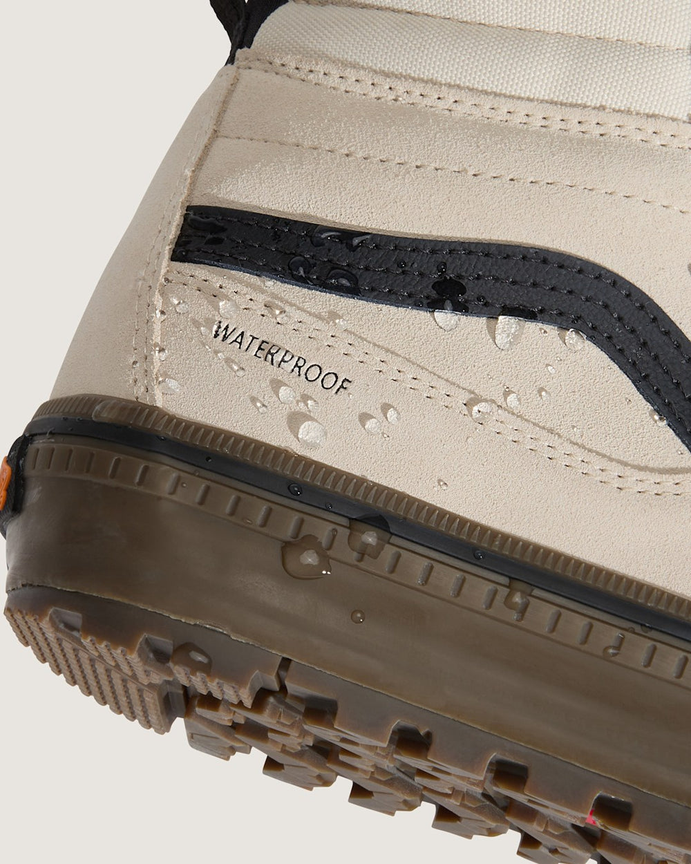 Sk8-Hi Waterproof Insulated Shoe in Oatmeal Beige / Black | Vans outlet