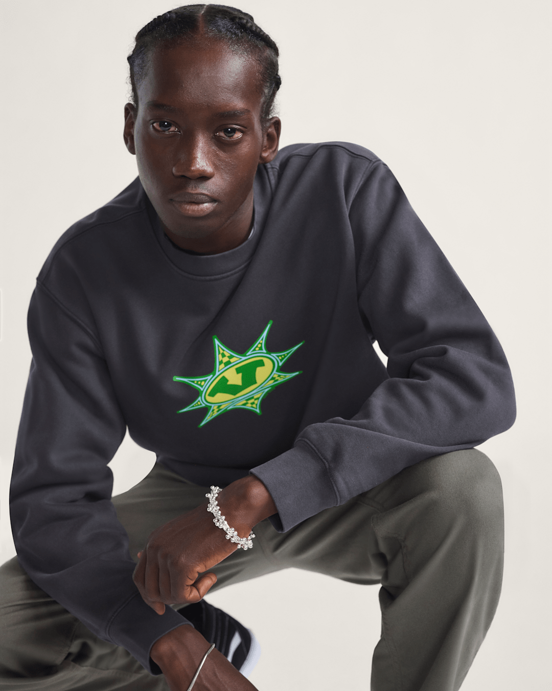 Star Checker Crew Sweatshirt in Black | Vans sale