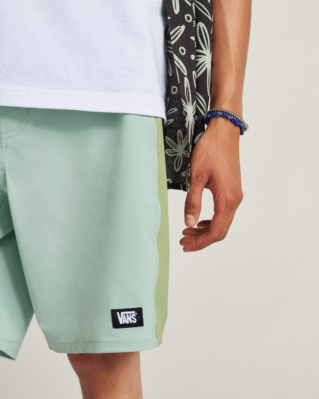 Daily 18'' Boardshorts in Grey Olive Green | Vans discount