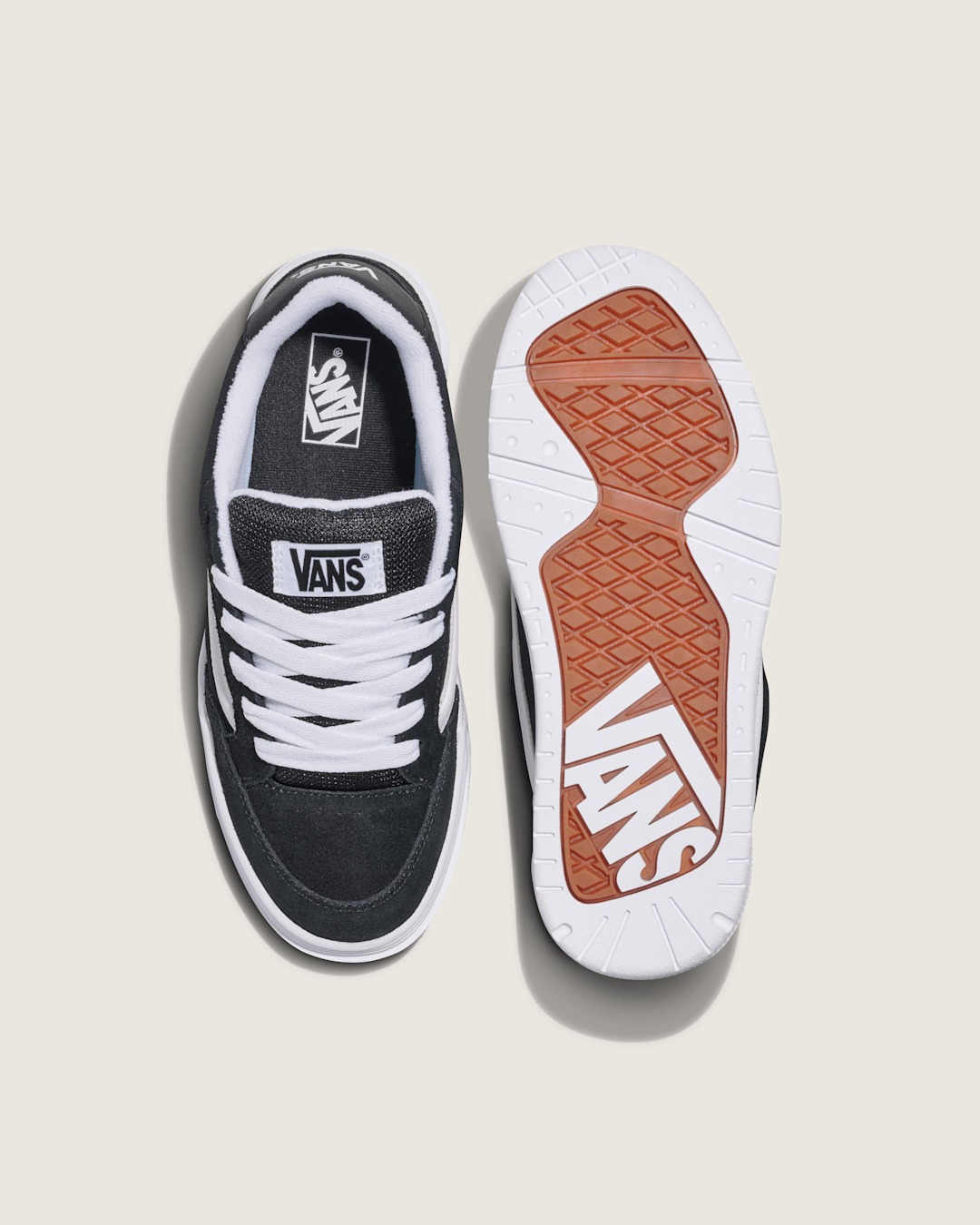 Big Kids Hylane Shoe in Black | Vans discount