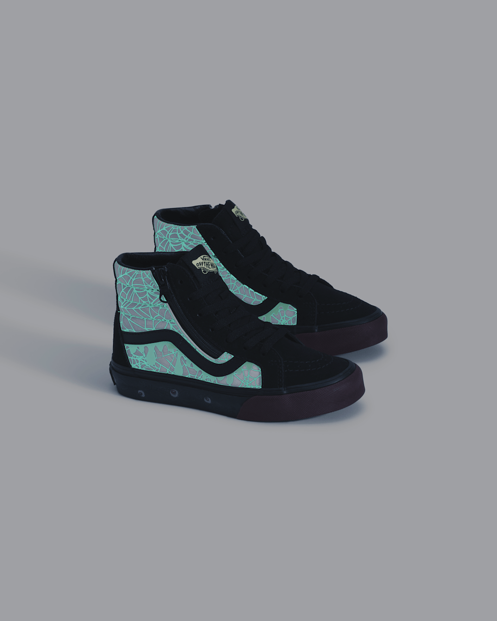 Little Kids Sk8-Hi Side Zip Halloween Shoe in In the Shadows Black / Port Red | Vans online