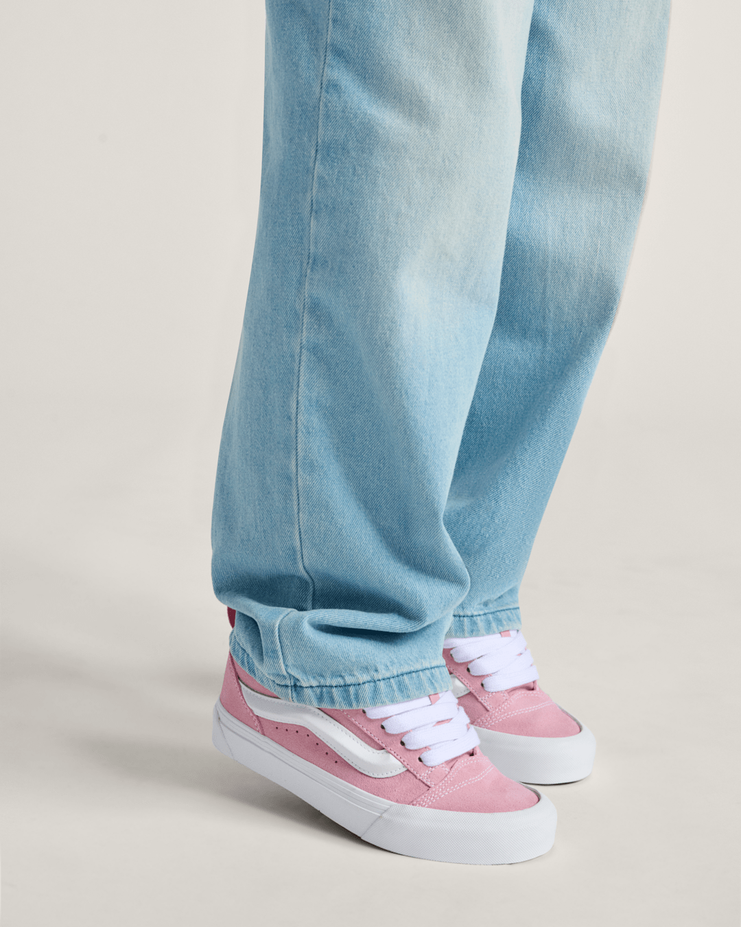 Little Kids Knu Skool Shoe in Dawn Pink / True White | Vans discount