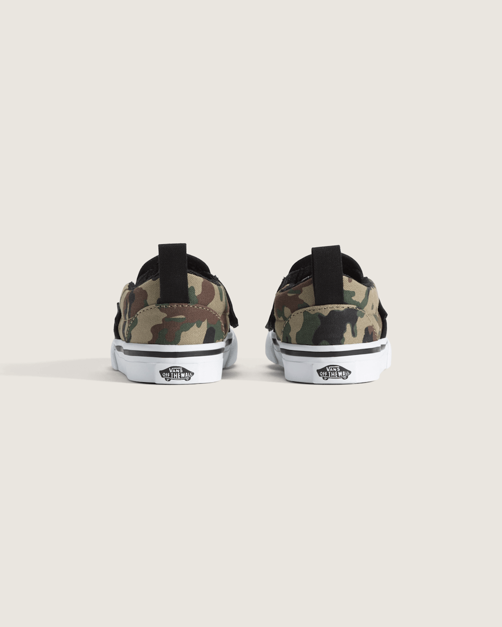Toddler Classic Slip-On V Shoe in Camo Black / Green | Vans sale