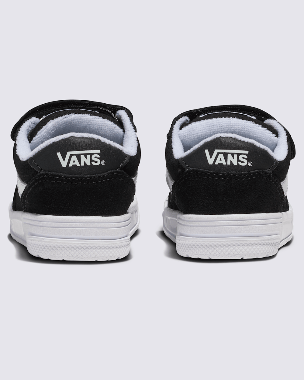 Toddler Hylane V Shoe in Black / White | Vans online