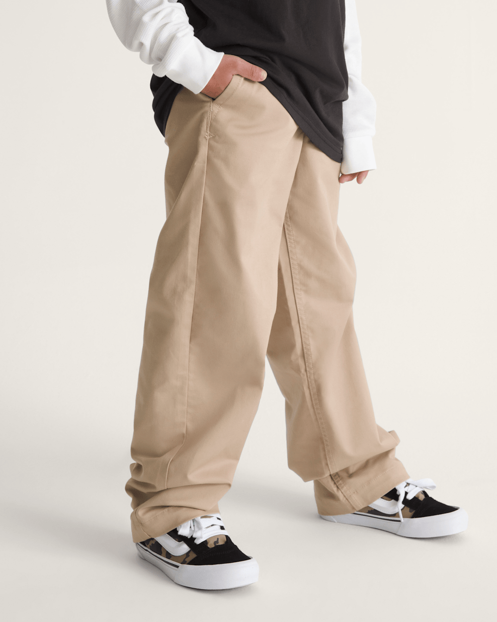 Kids Authentic Chino Loose Pant in Incense Brown | Vans online