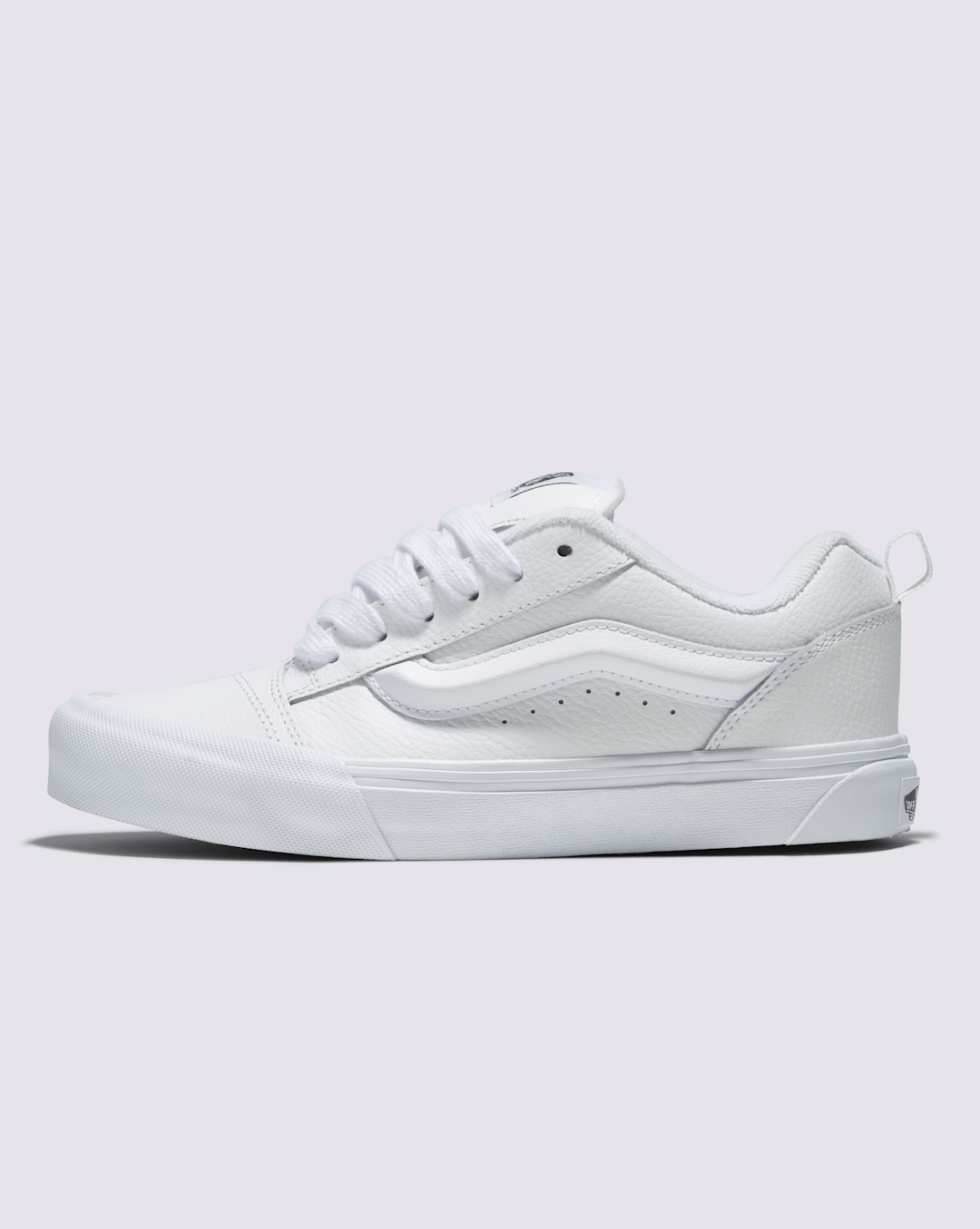 Knu Skool Shoe in True White | Vans outlet