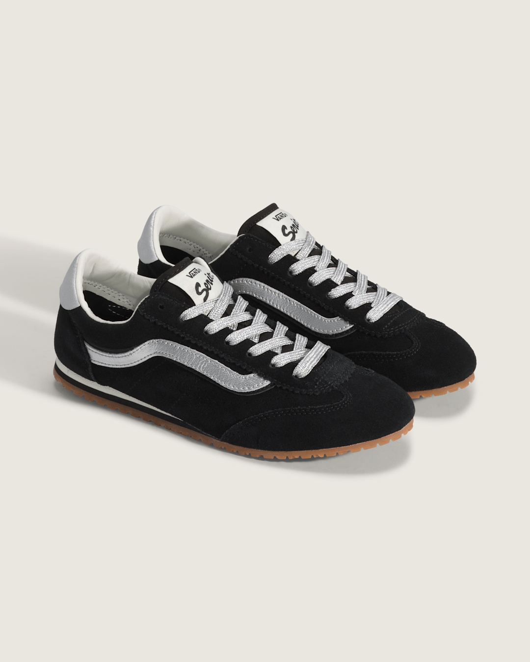 Super Lowpro Shoe in Black / Silver Grey | Vans on sale