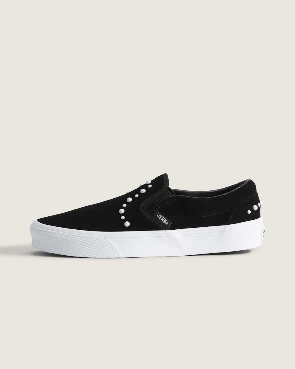Classic Slip-On Shoe in Black | Vans outlet