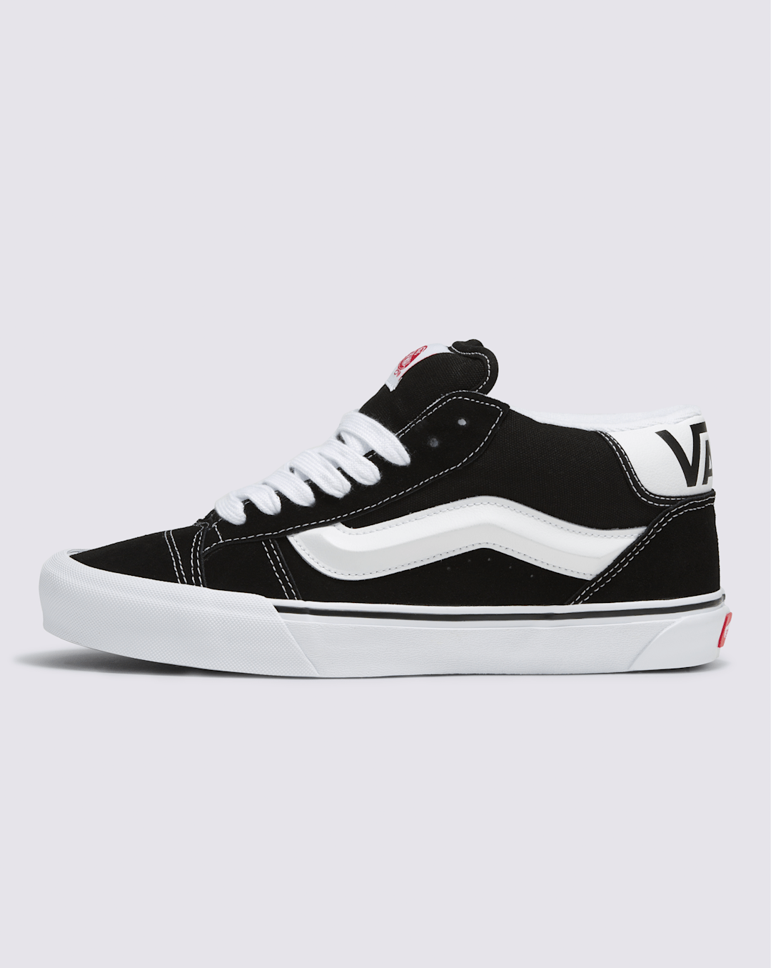 Knu Mid Shoe in Black / True White | Vans sale