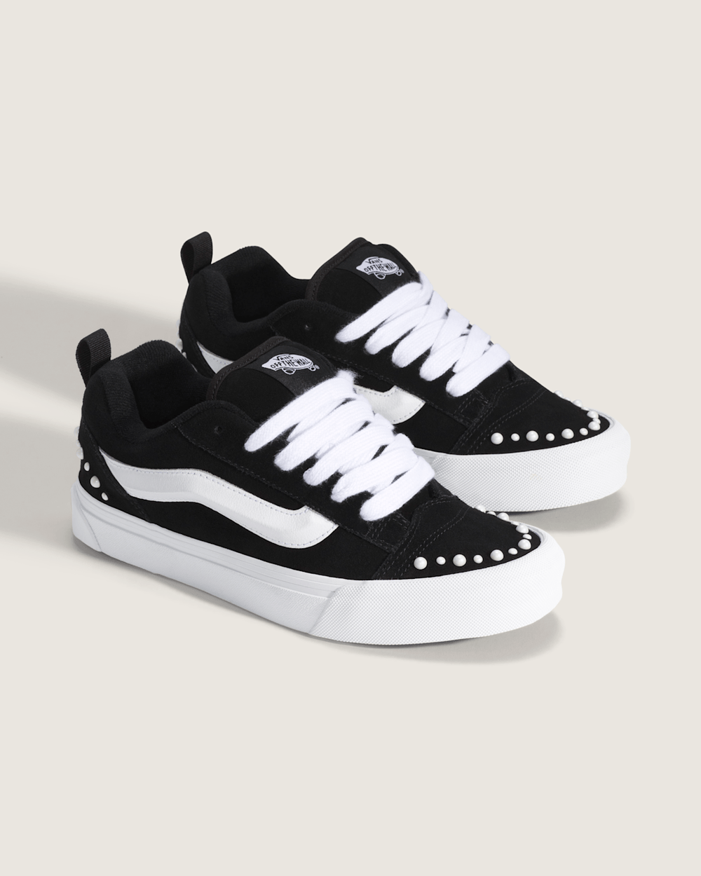Knu Skool Shoe in Black | Vans near me